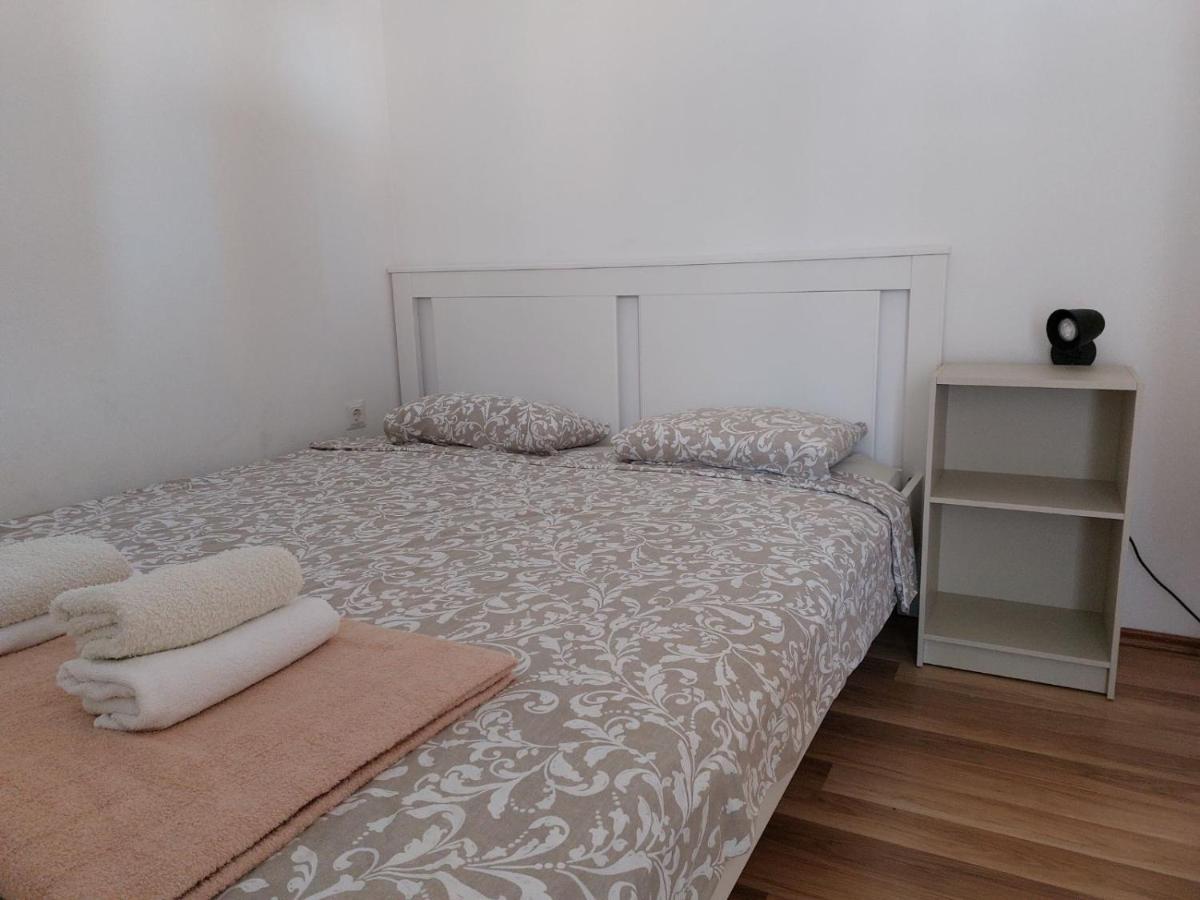 Apartmani Dejan Skradin Eksteriør billede